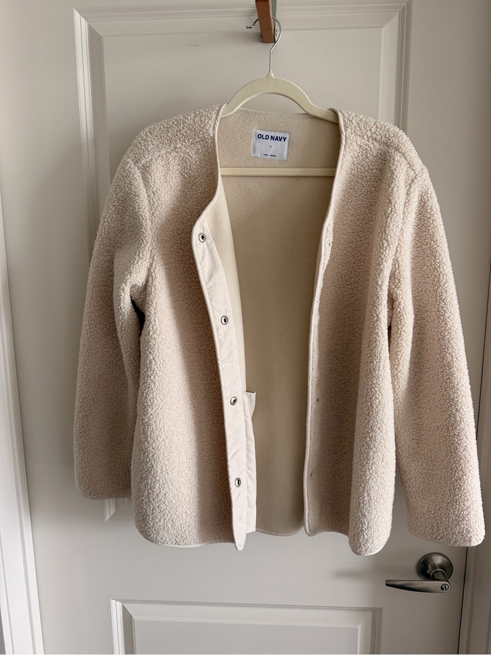 Old Navy Cream Teddy Sherpa Snap Jacket